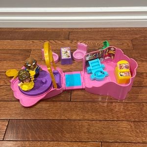 Little People Belle Fold and Go Set